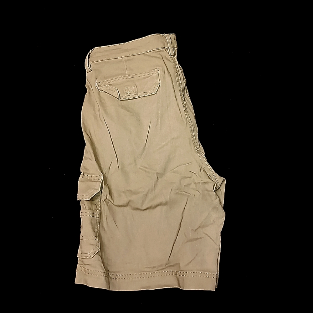 Khaki shorts